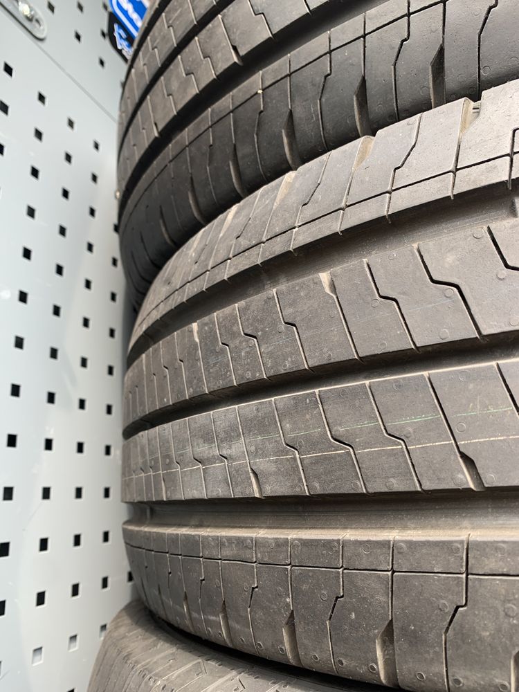 Продам літню резину 235/65R16C