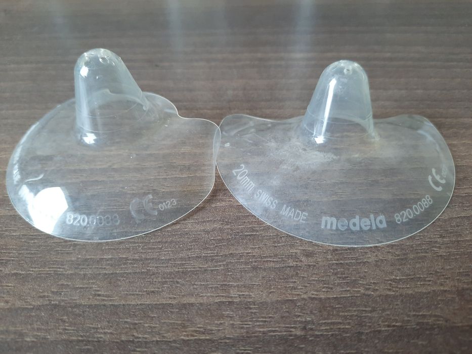 Osłonki na brodawki Medela 20 mm,  kapturki, nakładki na sutki