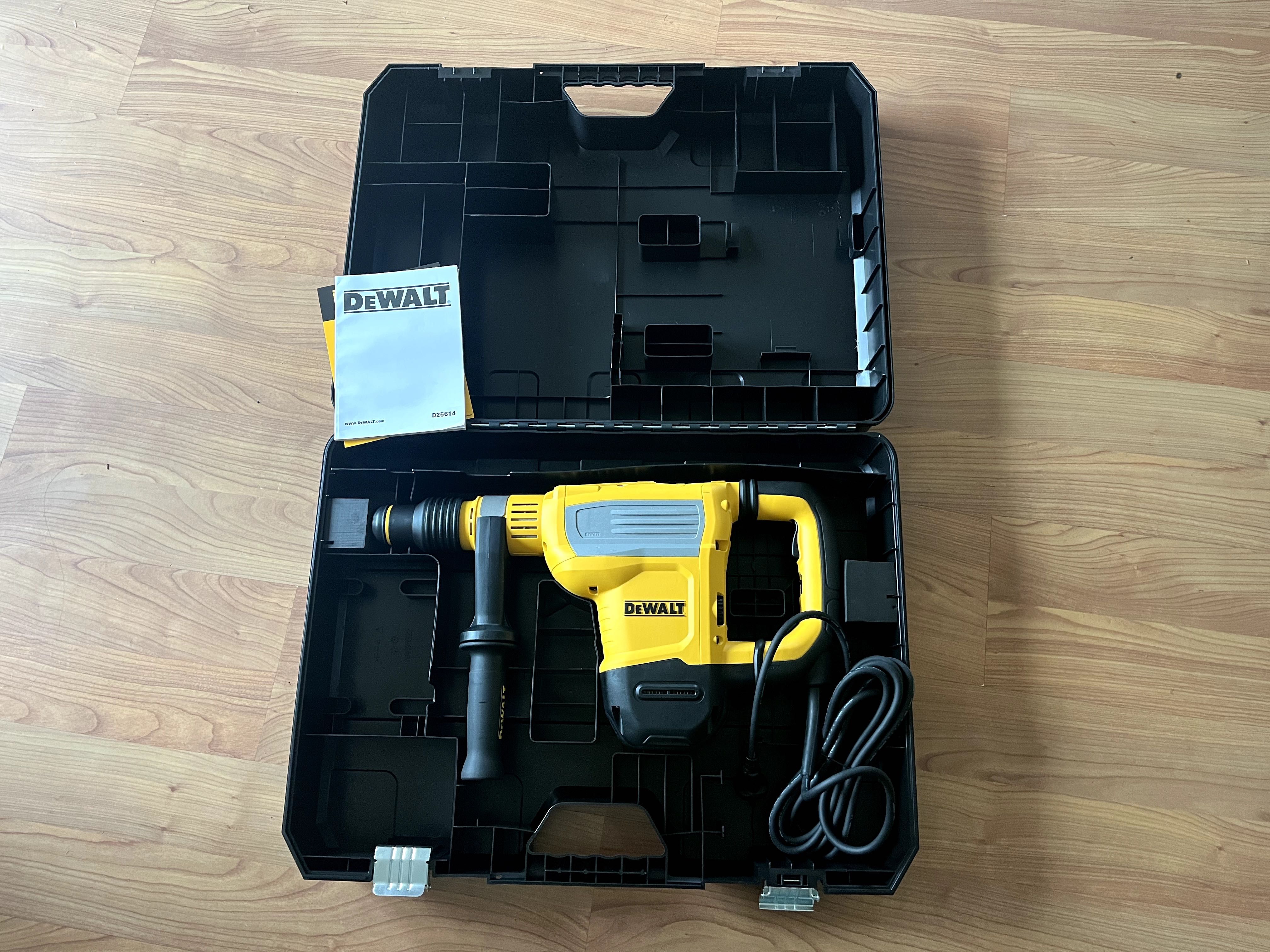 Młot Wyburzeniowy DeWalt  Młotowiertarka SDS-Max 45mm WYNAJEM !!