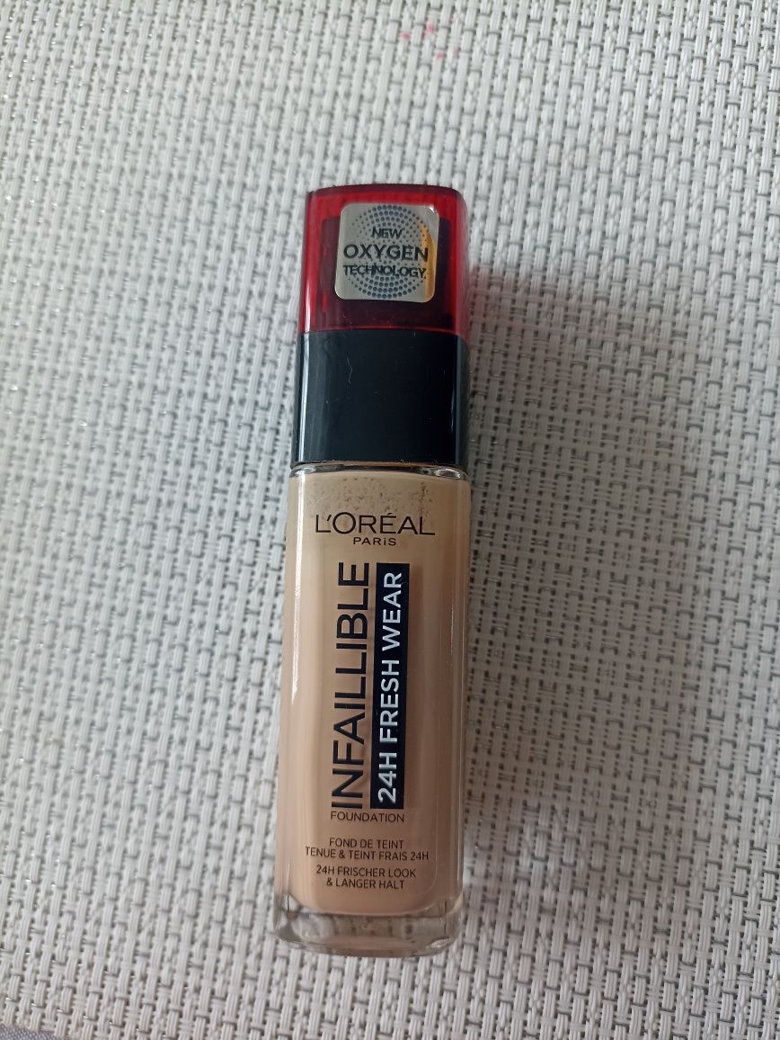 Podkład Loreal Infallible 24 fresh wear nr 220