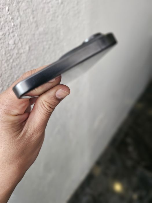 Iphone 16 pro max..512gb