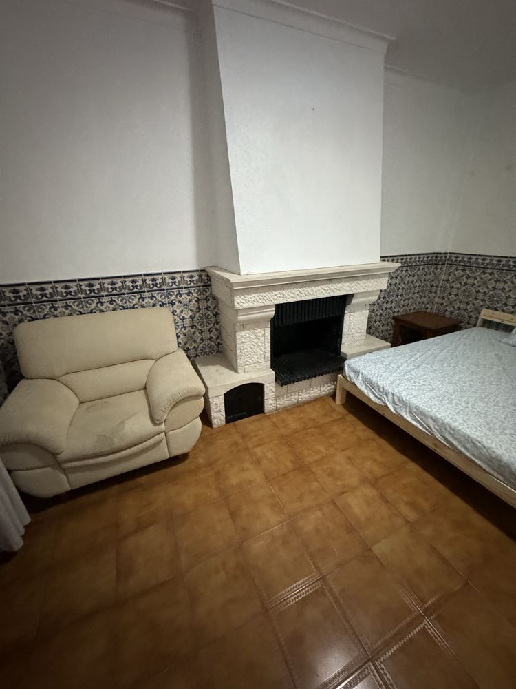 Quarto casal ou solteiro ao pé dos barcos com DESPESAS INCLUIDAS.