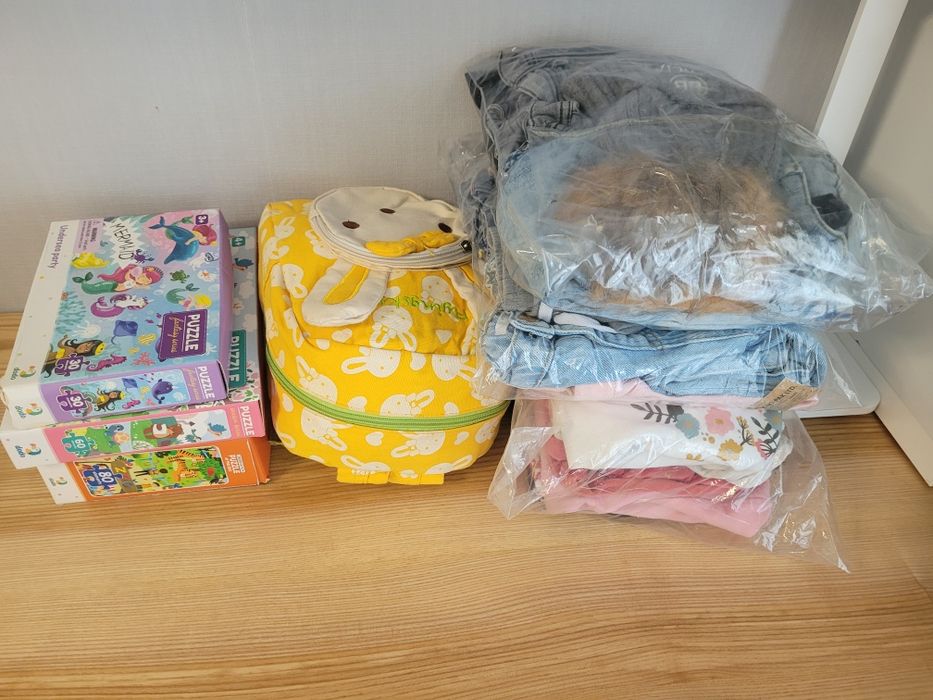 Набір /лот осінніх  речей на дівчинку 3-5 років