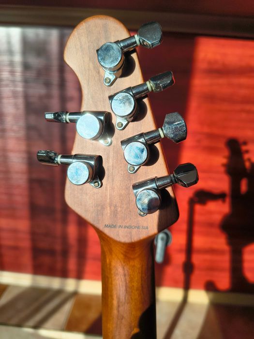 Sterling by Music Man CT50 HSS VC - stan igła