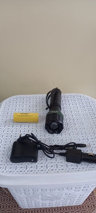 Ліхтарі на аккумуляторі