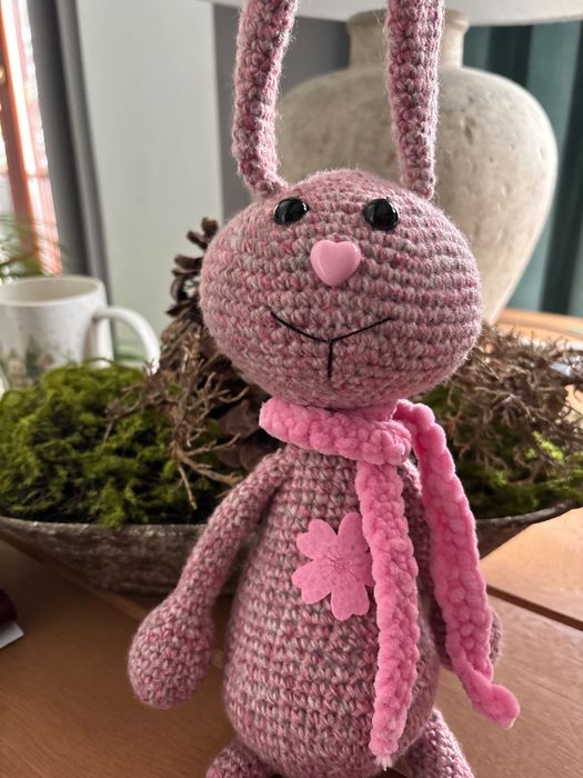 Króliczek z kwiatuszkiem hand made