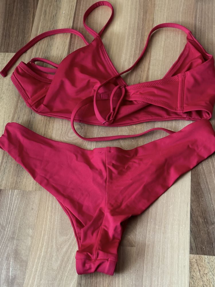 Czerwone bikini Oysho