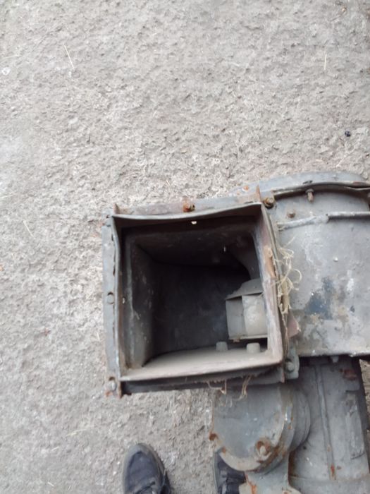 Витяжка електрична