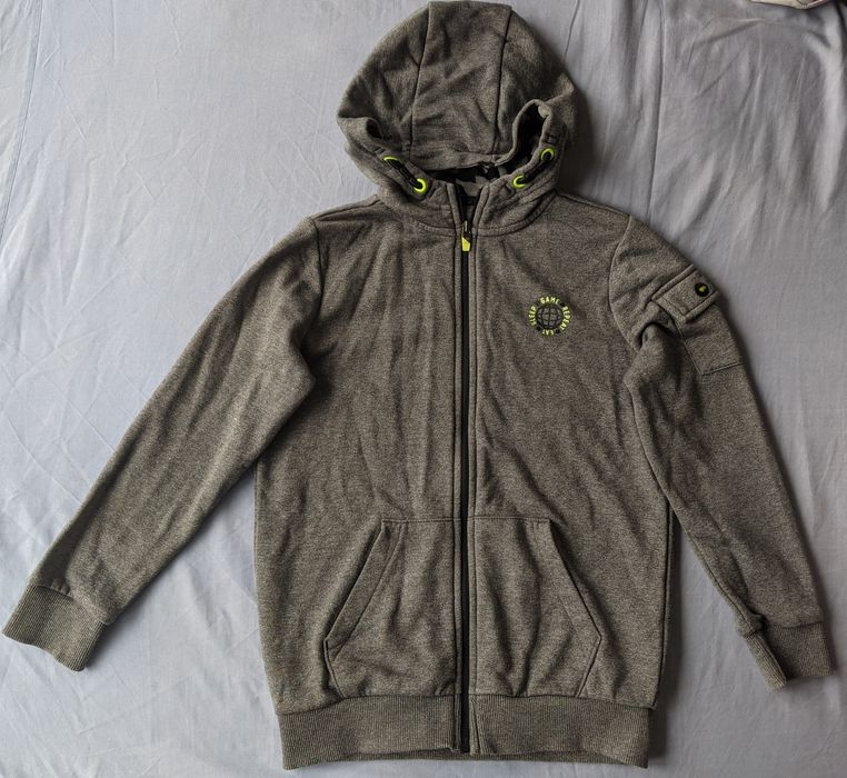 Толстовка на 9-10р