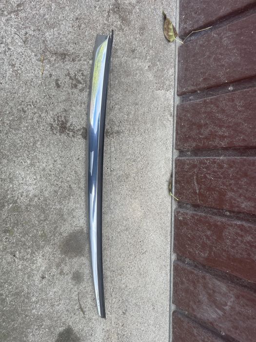 listwa chrom klapy prawy tył Toyota Avensis T27 lift 15-18