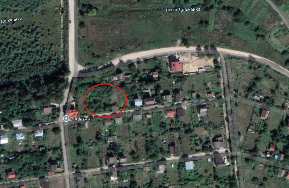 Земельна ділянка близько до лісу