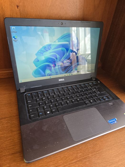 Portátil Dell i5