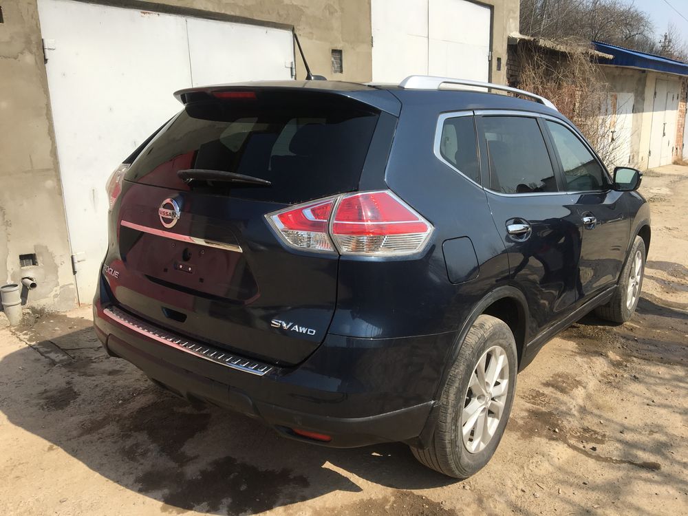 Nissan Rogue 4x4 awd