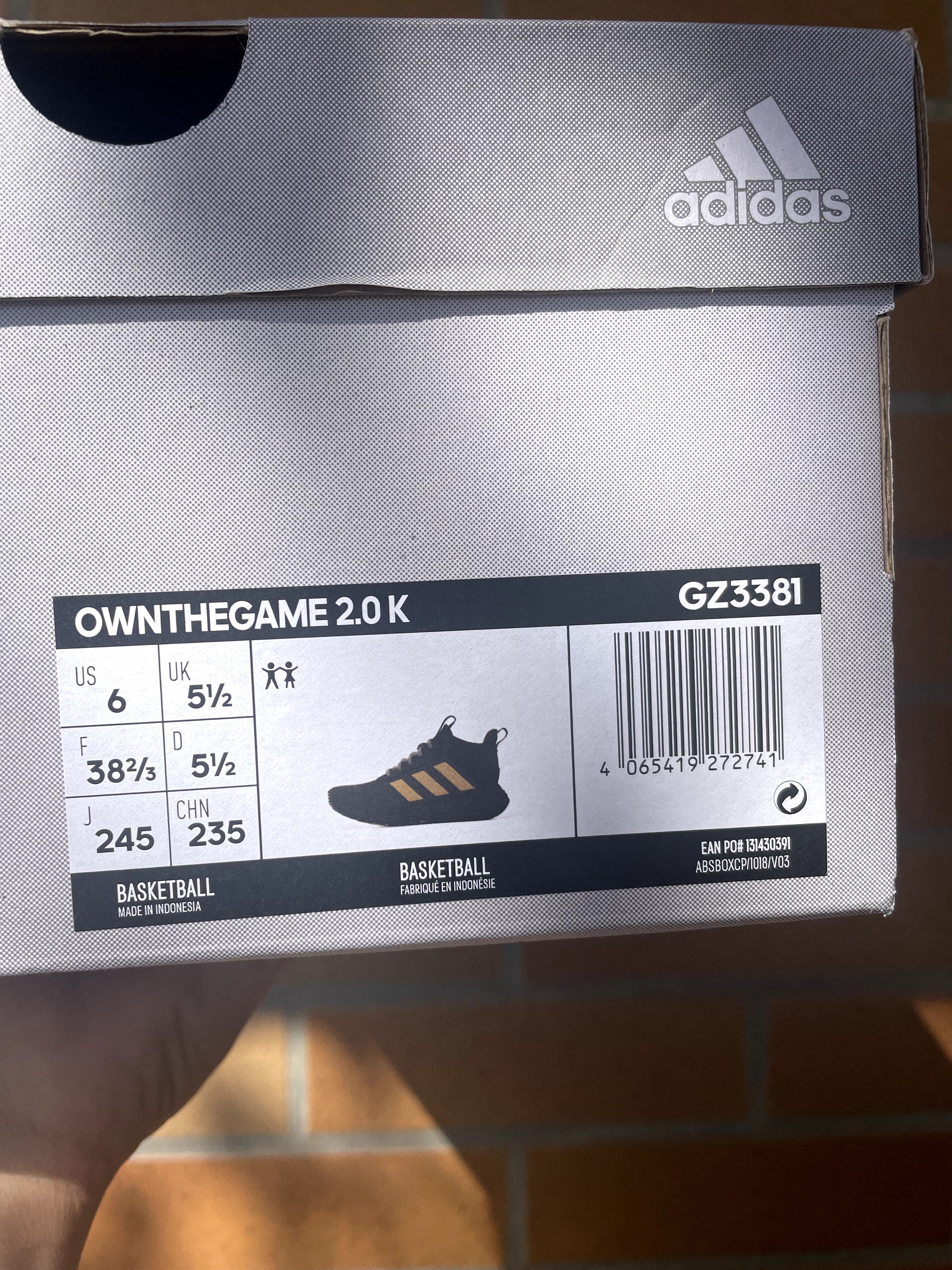 Adidas Ownthegame 2.0