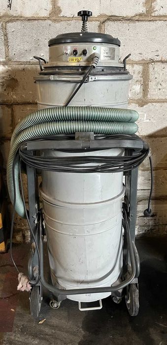 Aspirador Nilfisk S3B L100