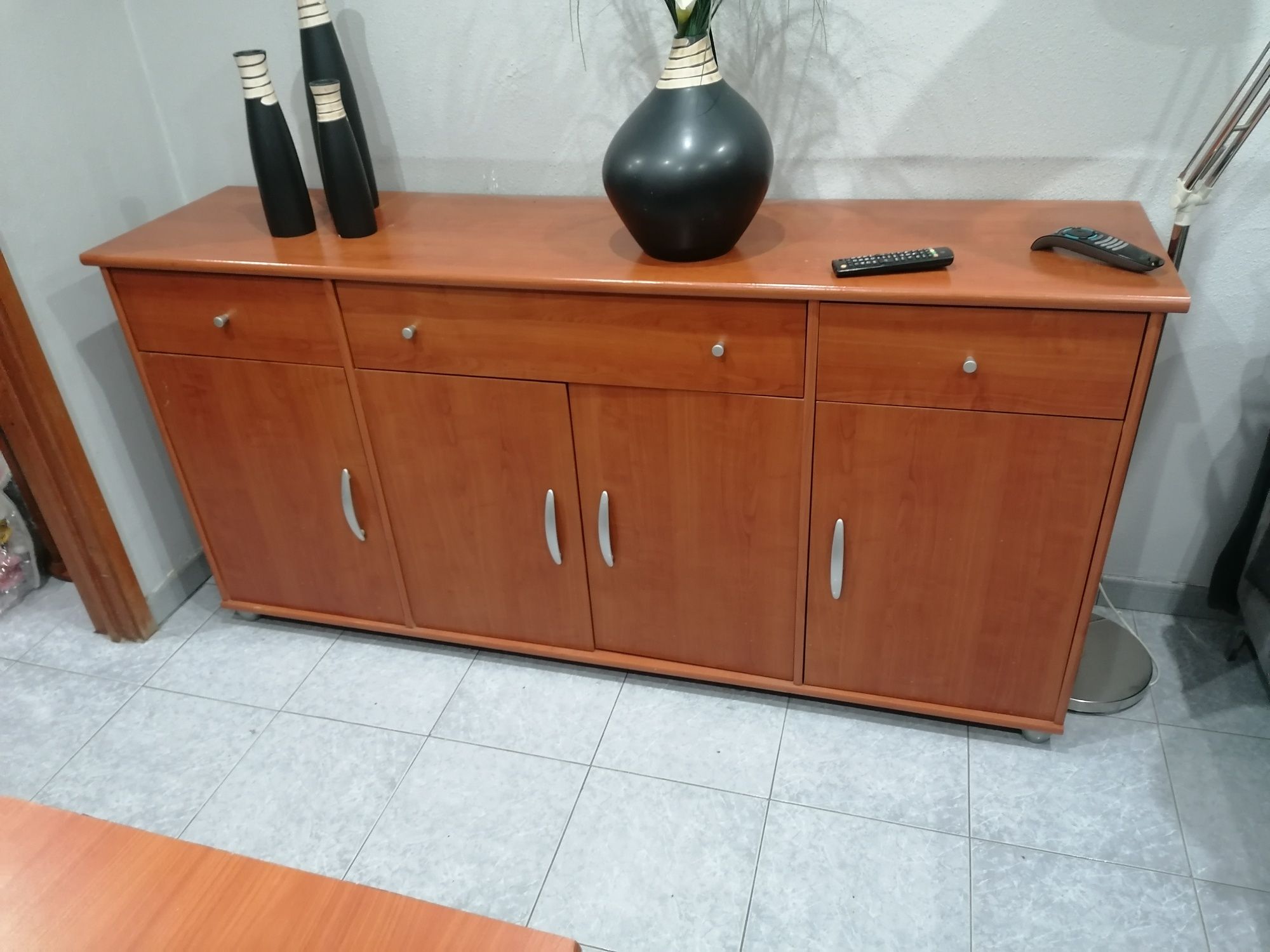 conjunto de sala (mesa+cadeiras+móvel tv+aparador)