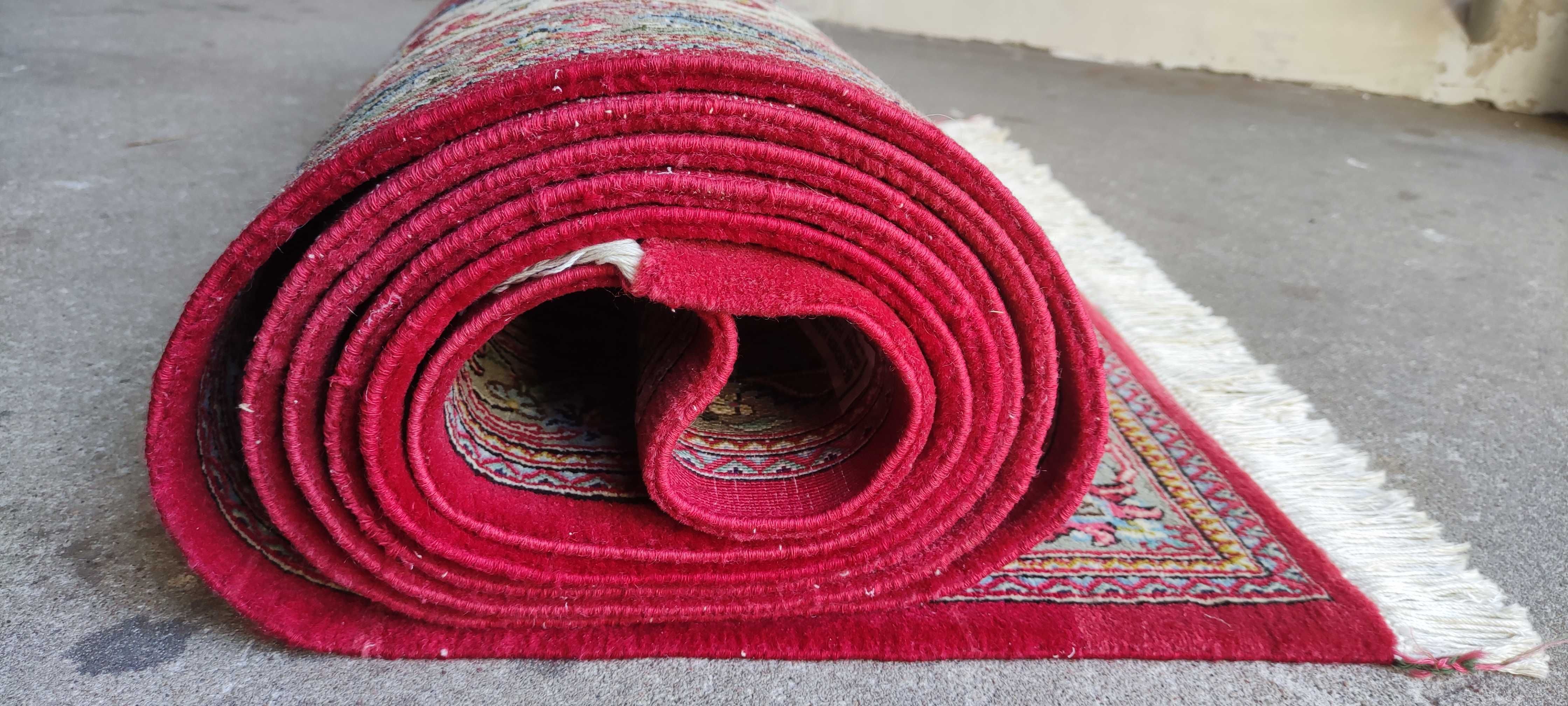 Ghom, irański ręcznie tkany dywan.Super stan 405/83