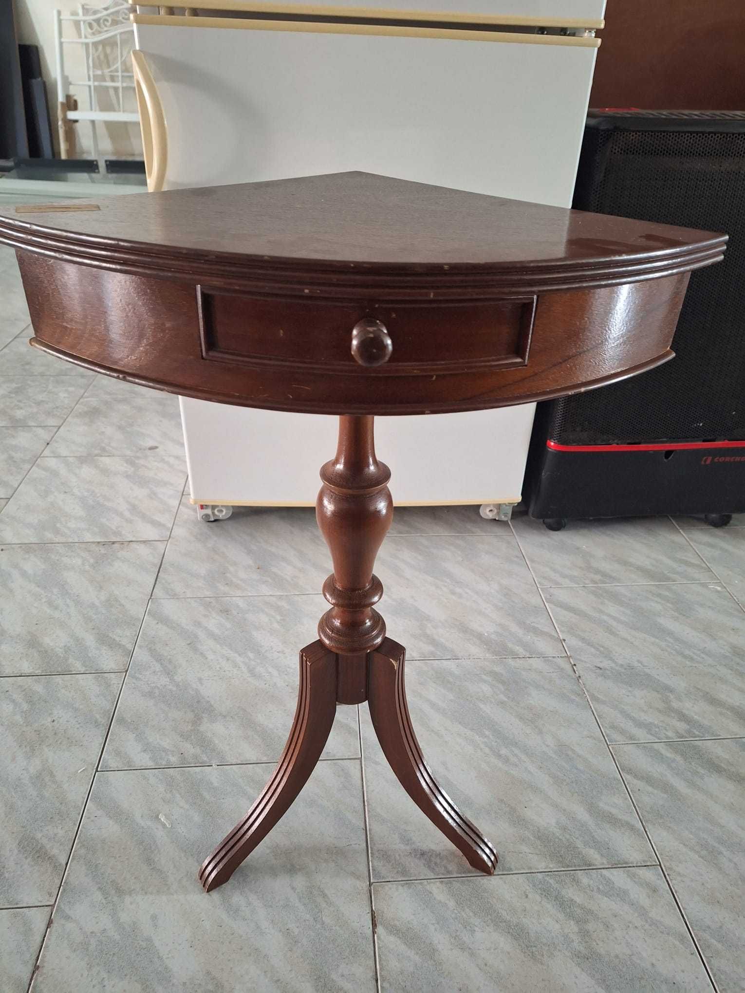 Mesa de apoio de canto madeira maciça