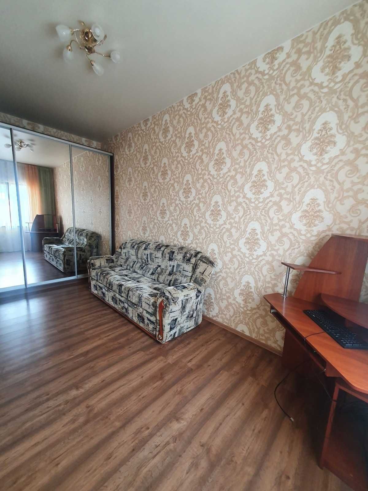 Чудовий будинок на Правому березі (22-348-243)