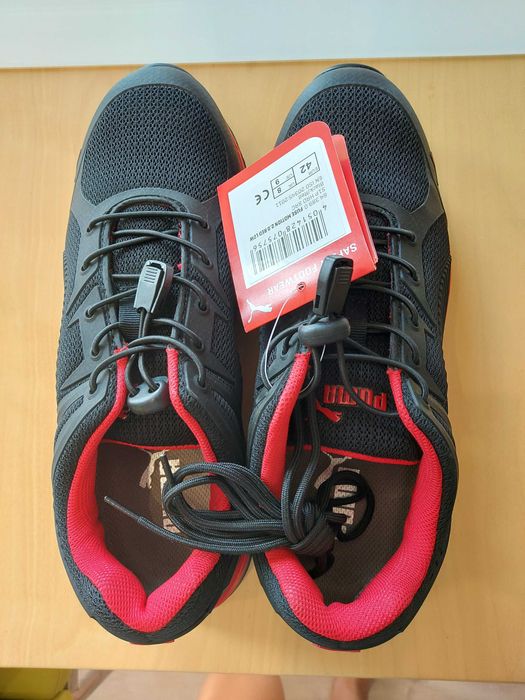 Buty robocze PUMA Fuse Motion 2.0 Red Low S1P HRO - ESD  rozm. 42