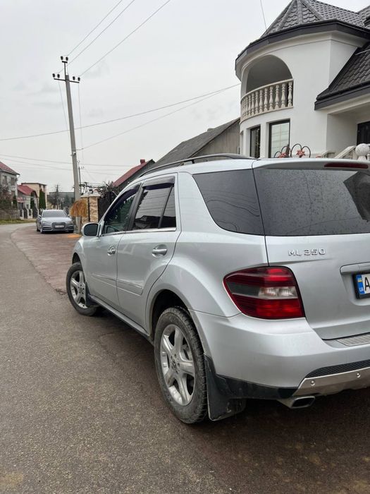 Mercedes-Benz M-Class 2008