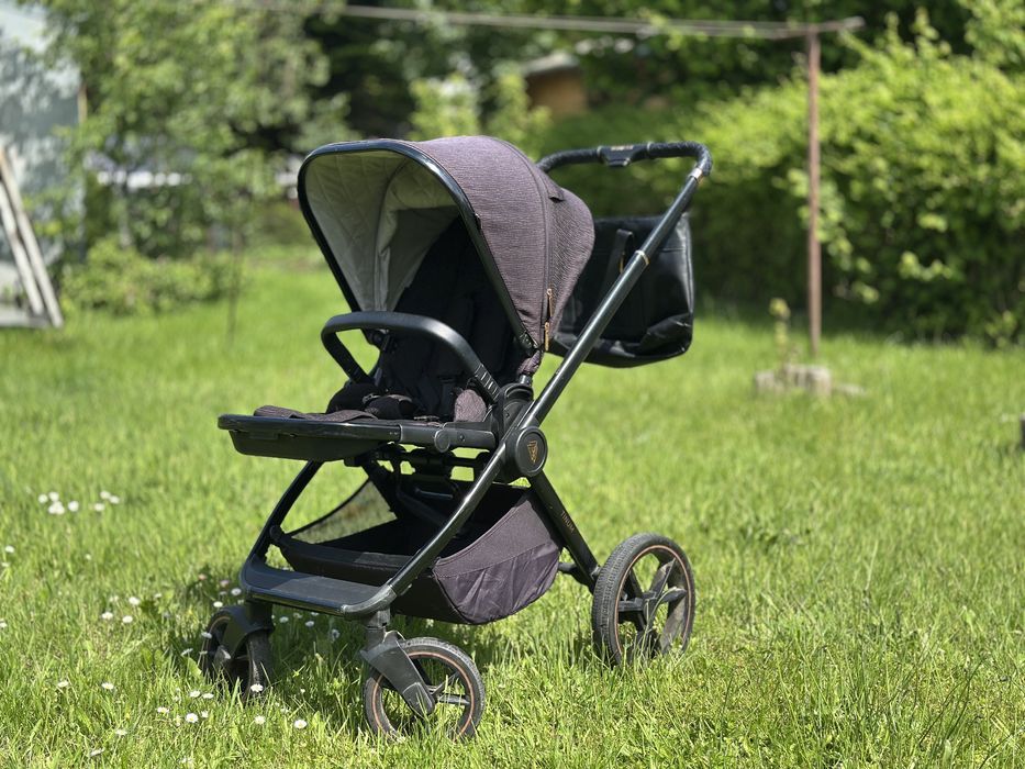 Wózek dziecięcy Venicci Tinum 2.0 Stylish Black gondola spacerówka
