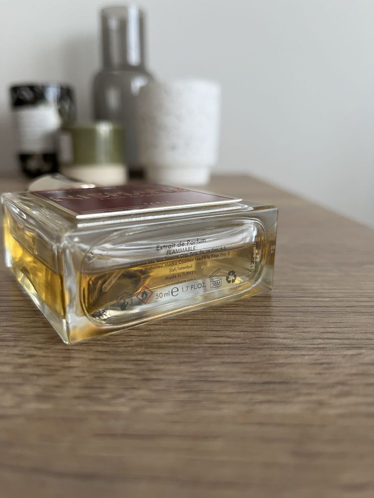 Nishane - Hundred Silent Ways - ok. 25 ml z flakonu 50 ml
