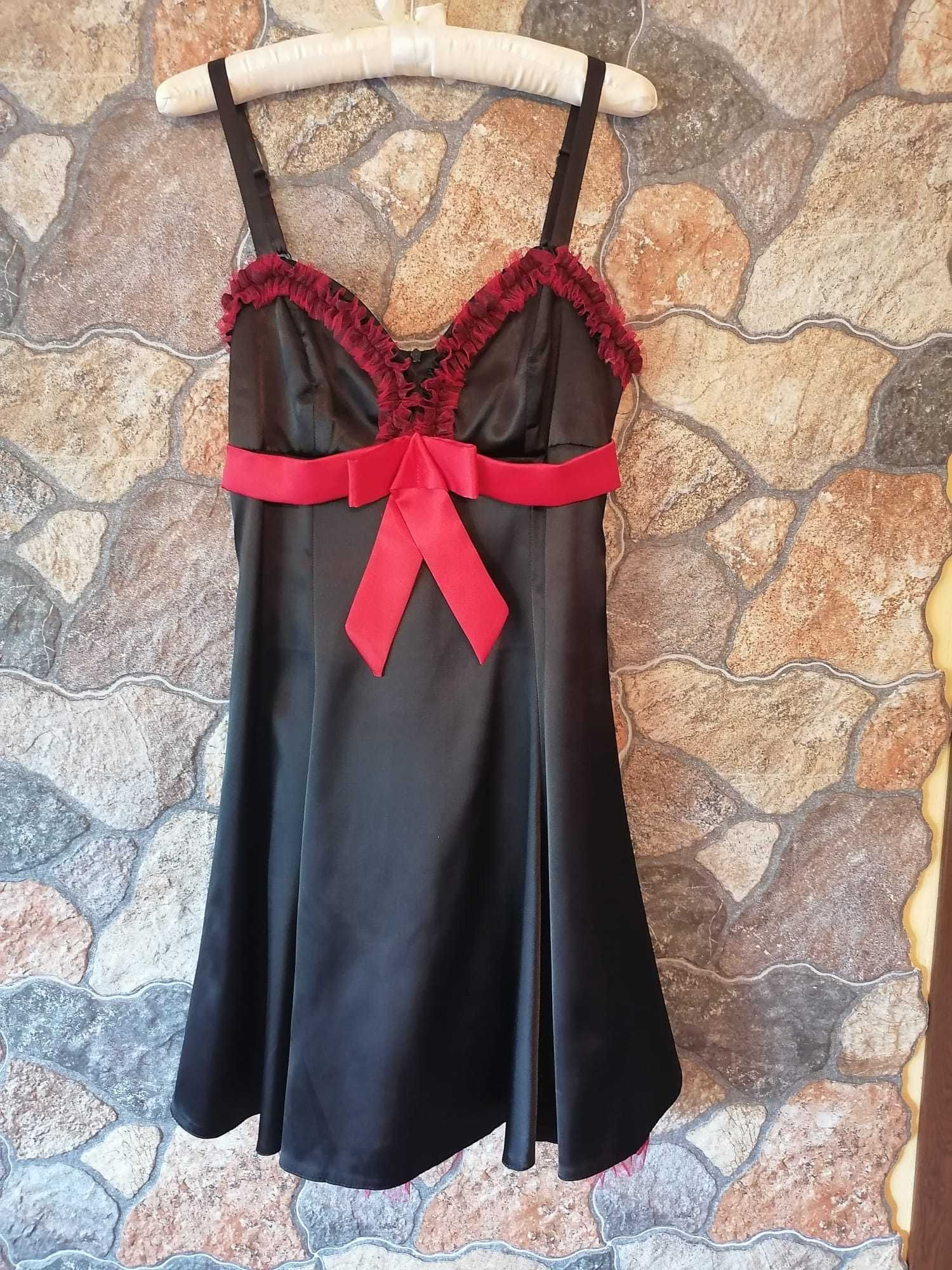 Oryginalna Sukienka hiszpanka czarna z czerwoną koronka i wstążka