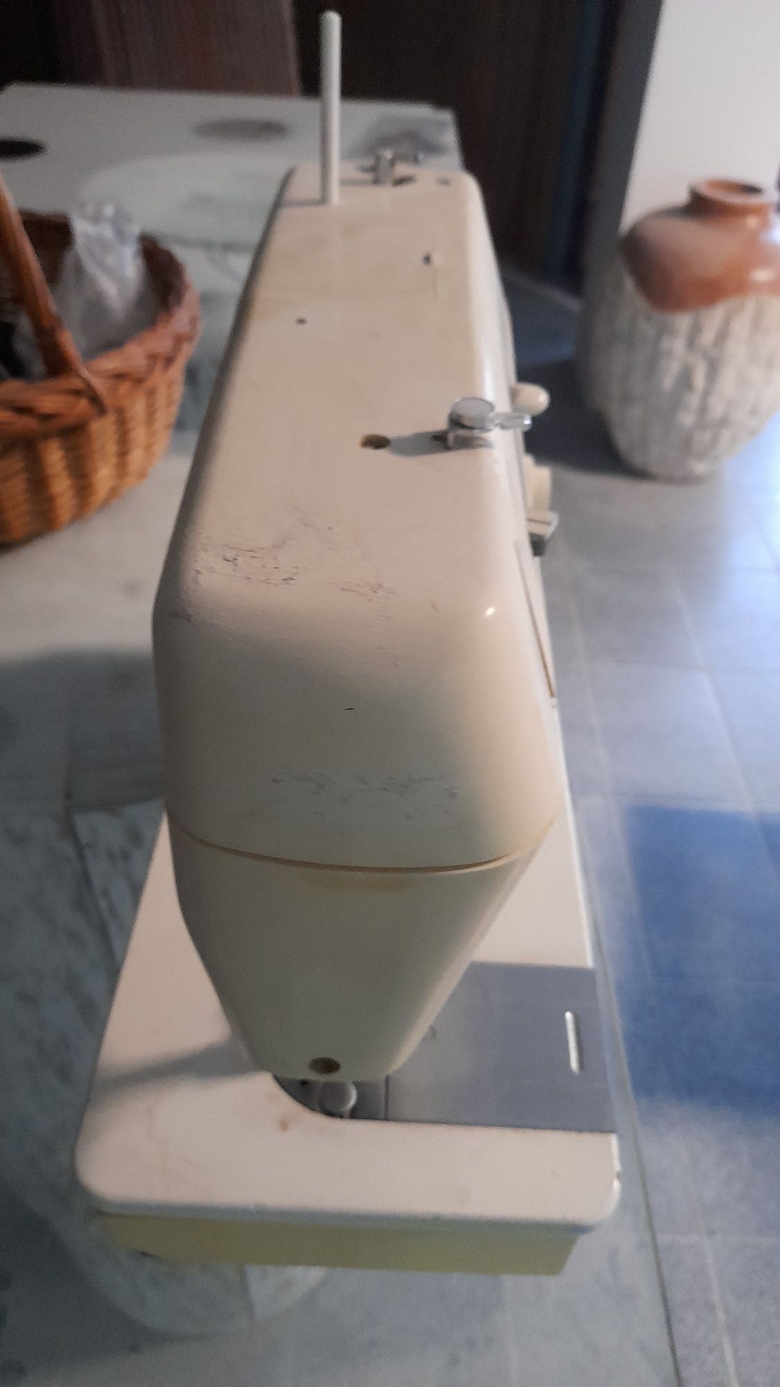 Vendo máquina de costura
