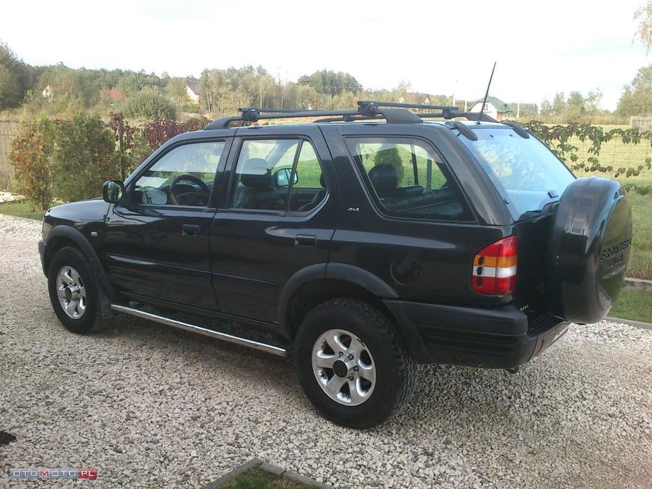 Фронтера б 2000рік розборка пишіть на вайбер може бути поганий звязок