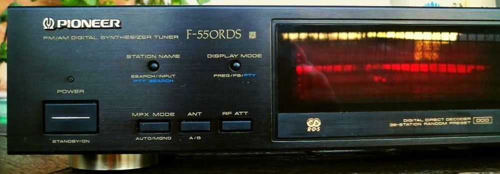 Tuner radiowy Pioneer  F-550. z RDS najwyższy Topowy model - jak nowy