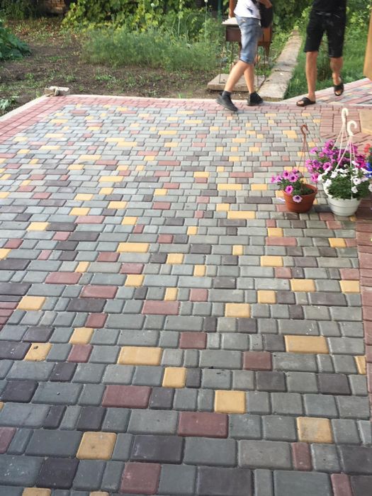 Плитка старый город, кирпич. Бордюр тротуарный