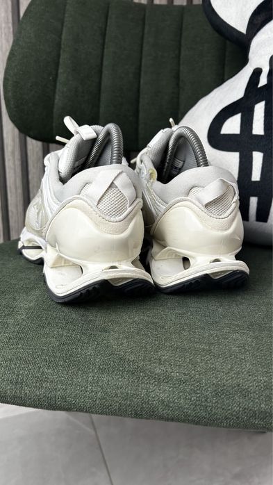 Mizuno Wave Prophecy Beta 2  оригинал размер 39