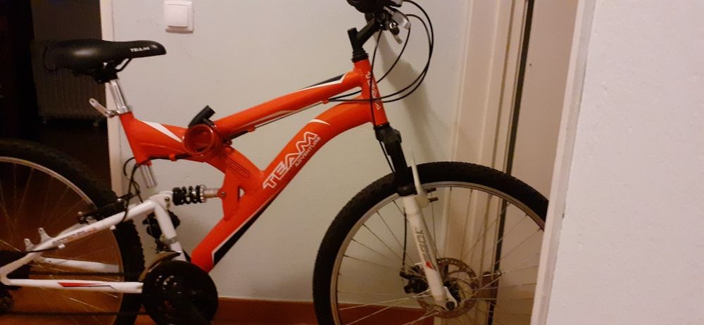 Bicicleta (marca) Team adventure + kit de ferramentas