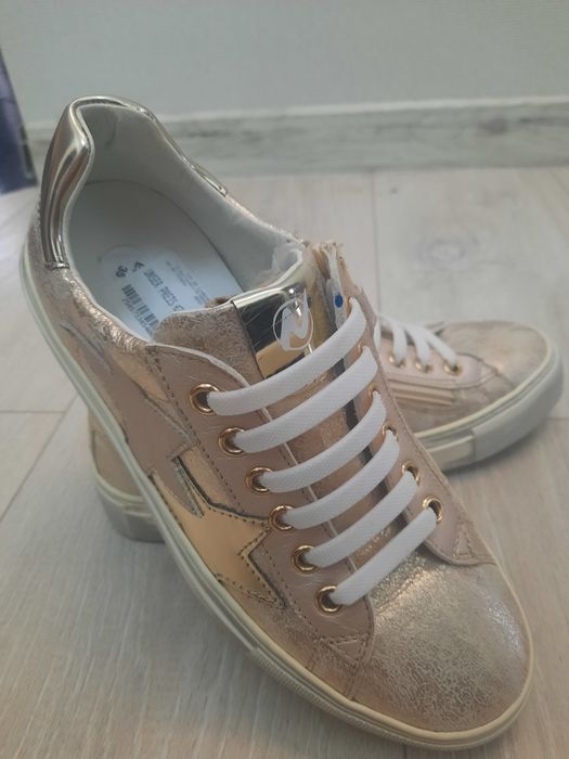 Слипоны, мокасины, кроссовки, натуральная кожа .Новые.