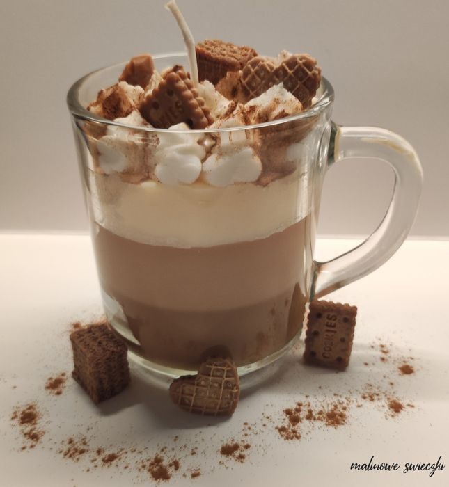 Świeczka handmade - deser z łakociami