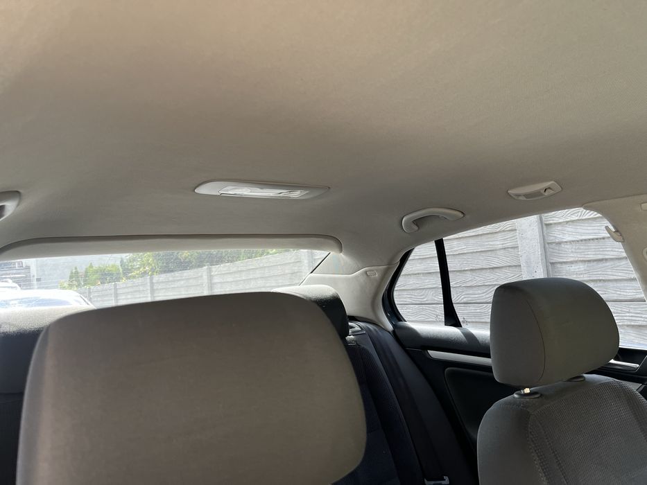 Wyklejanie Podsufitek/Tapicerstwo Samochodowe