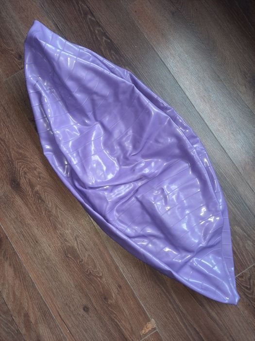 М'яч для фітнесу або дитячий