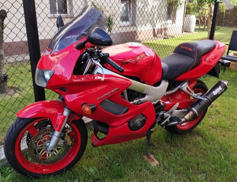 Honda VTR 1000 F