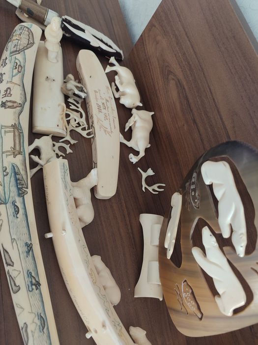 Вироби з моржової кістки