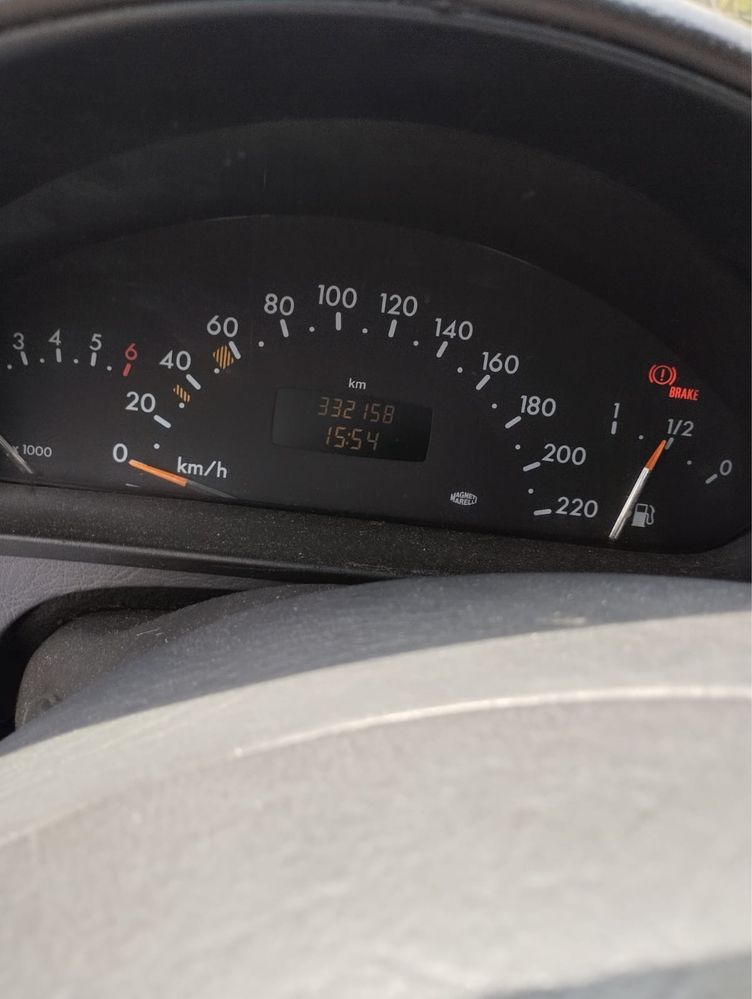 Mercedes Benz A170