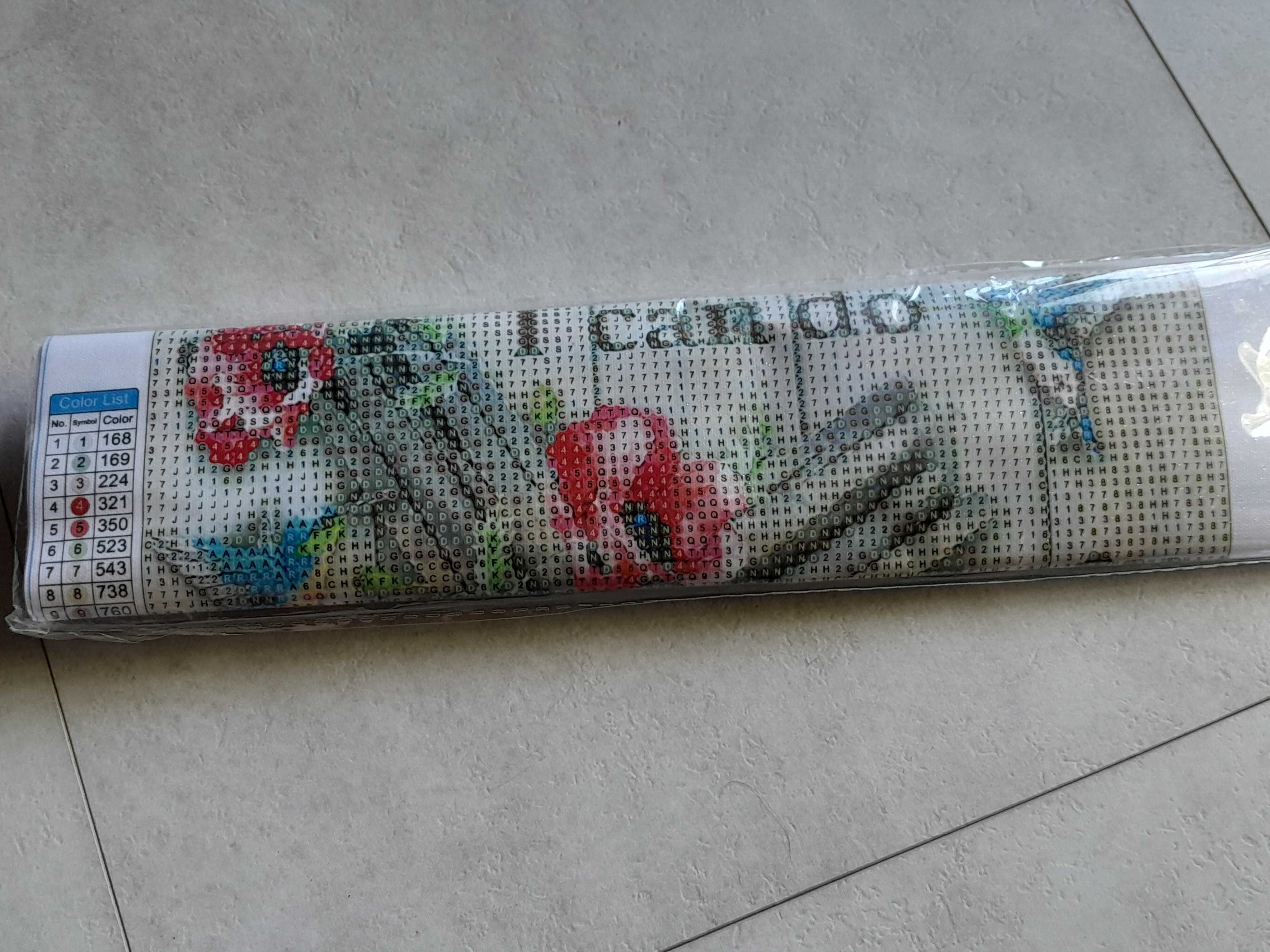 Domowa dekoracja ścienna wyklejanka diamentowa krzyż 30x40 nowa outlet