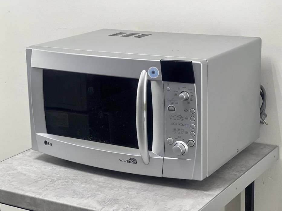 Мікрохвильова піч бу з Європи мікрохвильовка бу Severin R885