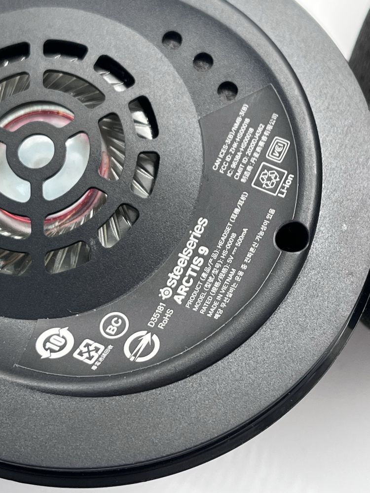 Bezprzewodowe sluchawki gamingowe steelseries arctis 9