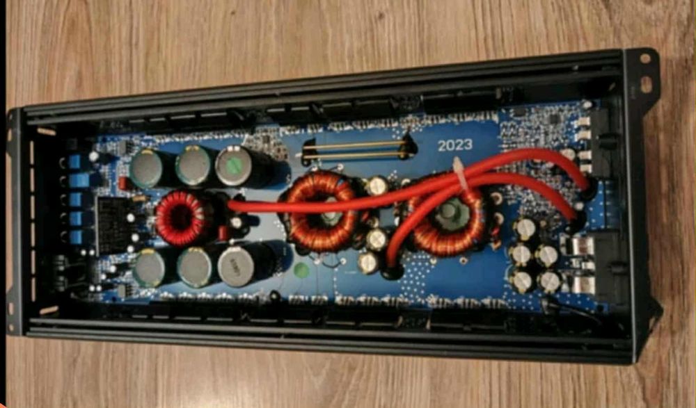 Subwoofer ddaudio DD610d-d2 + wzmacniacz, okablowanie