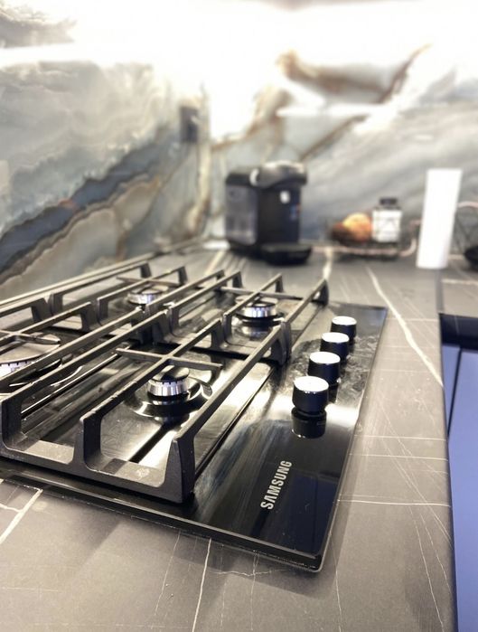 Продається 3кімнатна квартира з свіжим дизайнерським ремонтом