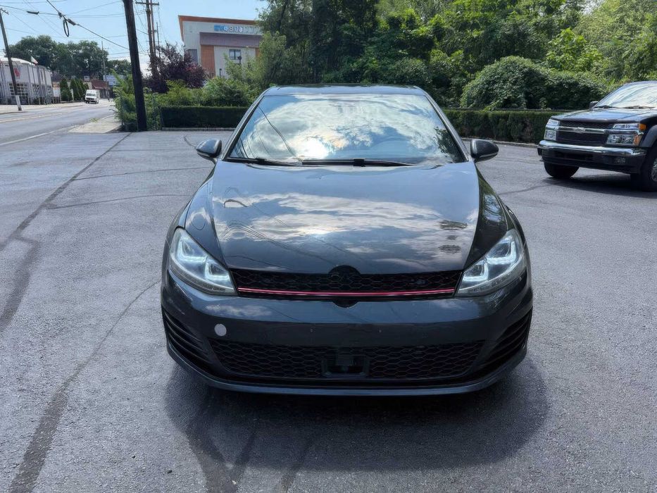 Volkswagen Golf GTI SE      2016