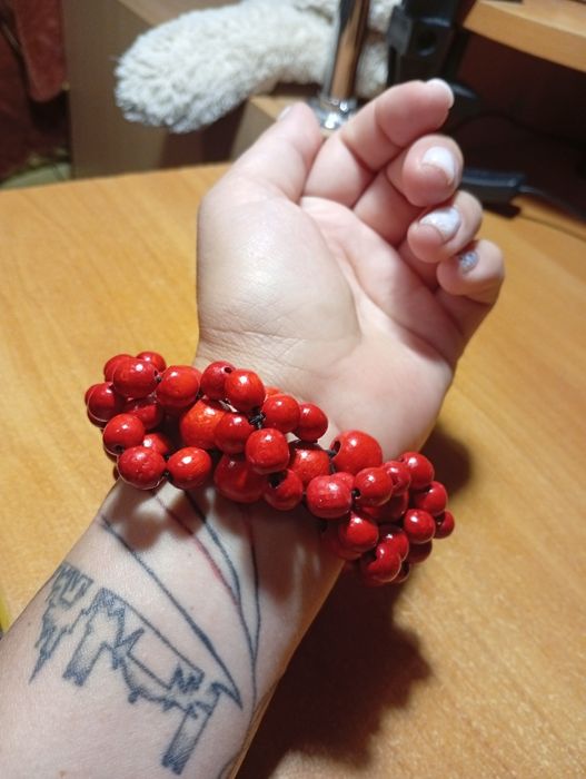 Браслет из натурального дерева