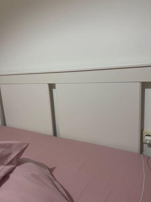 Cama de casal ikea