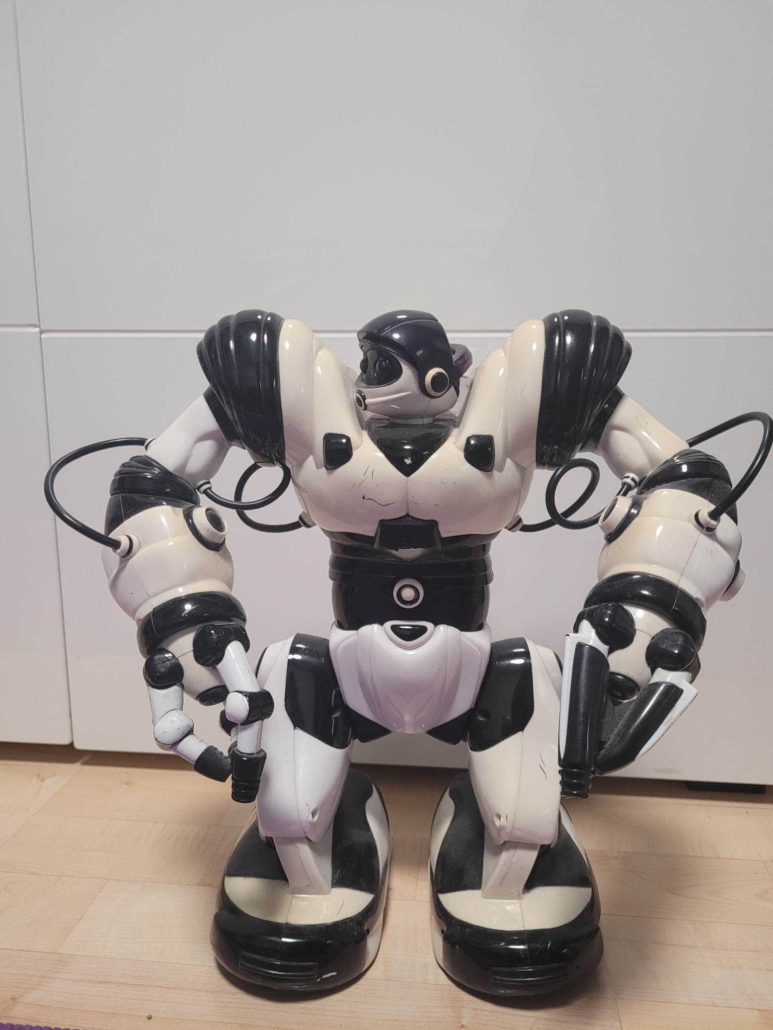 Roboty zdalnie sterowane WowWee Robotics